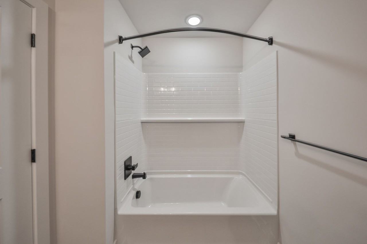 HH Bangor Block - Photo 6 of 50