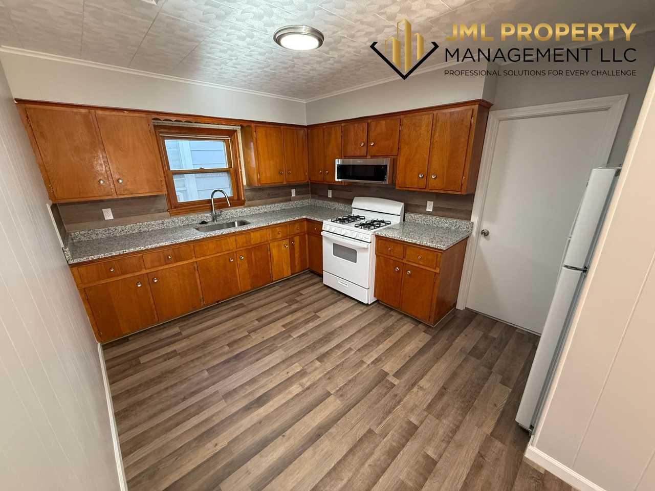 52 Pitman Street - Photo 2 of 10