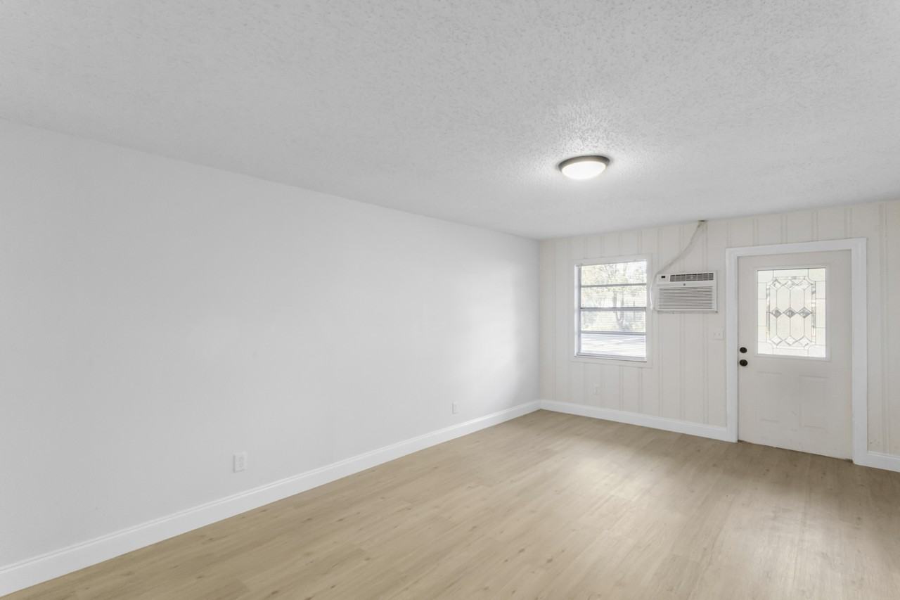 12703 North 15th Street, Tampa - Photo 6 of 25