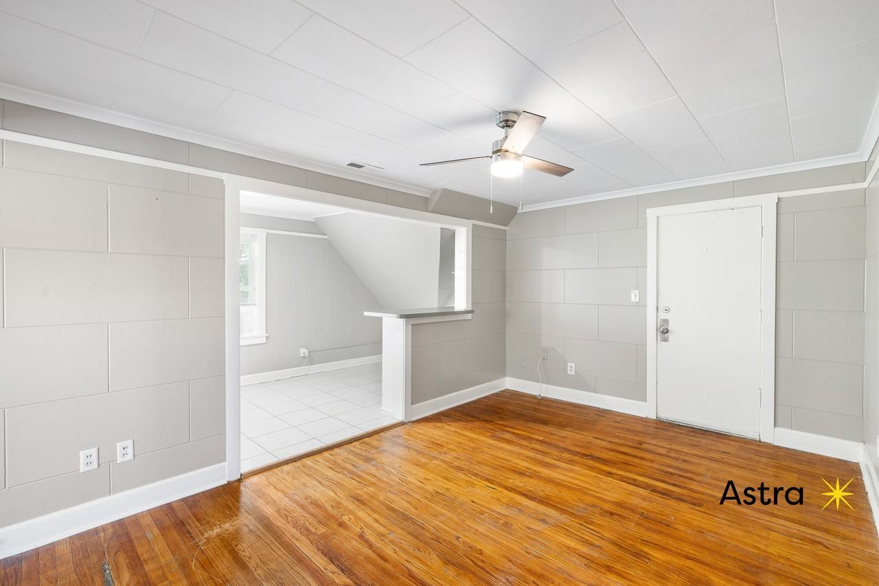 633 8th Street North, St. Petersburg - Photo 7 of 27