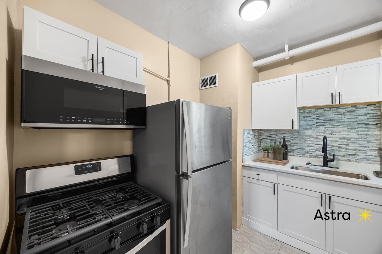 304 North Westland Avenue, Tampa - Photo 7 of 16