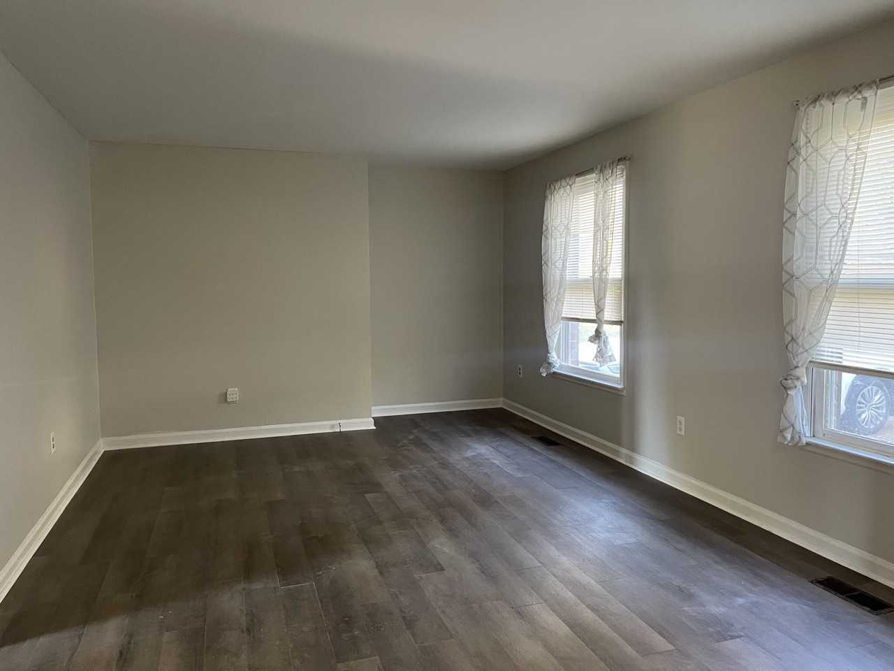 2206 Country Club Lane #B - Photo 3 of 3