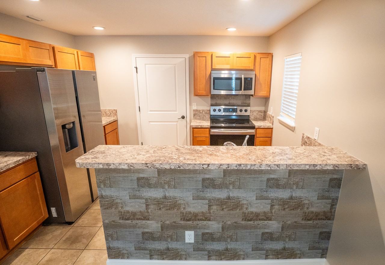 1235 Houston Street - Photo 4 of 15