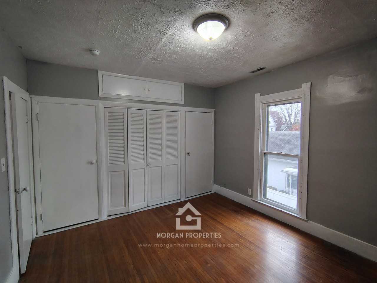 336 1/2 W 7TH ST - Photo 6 of 7