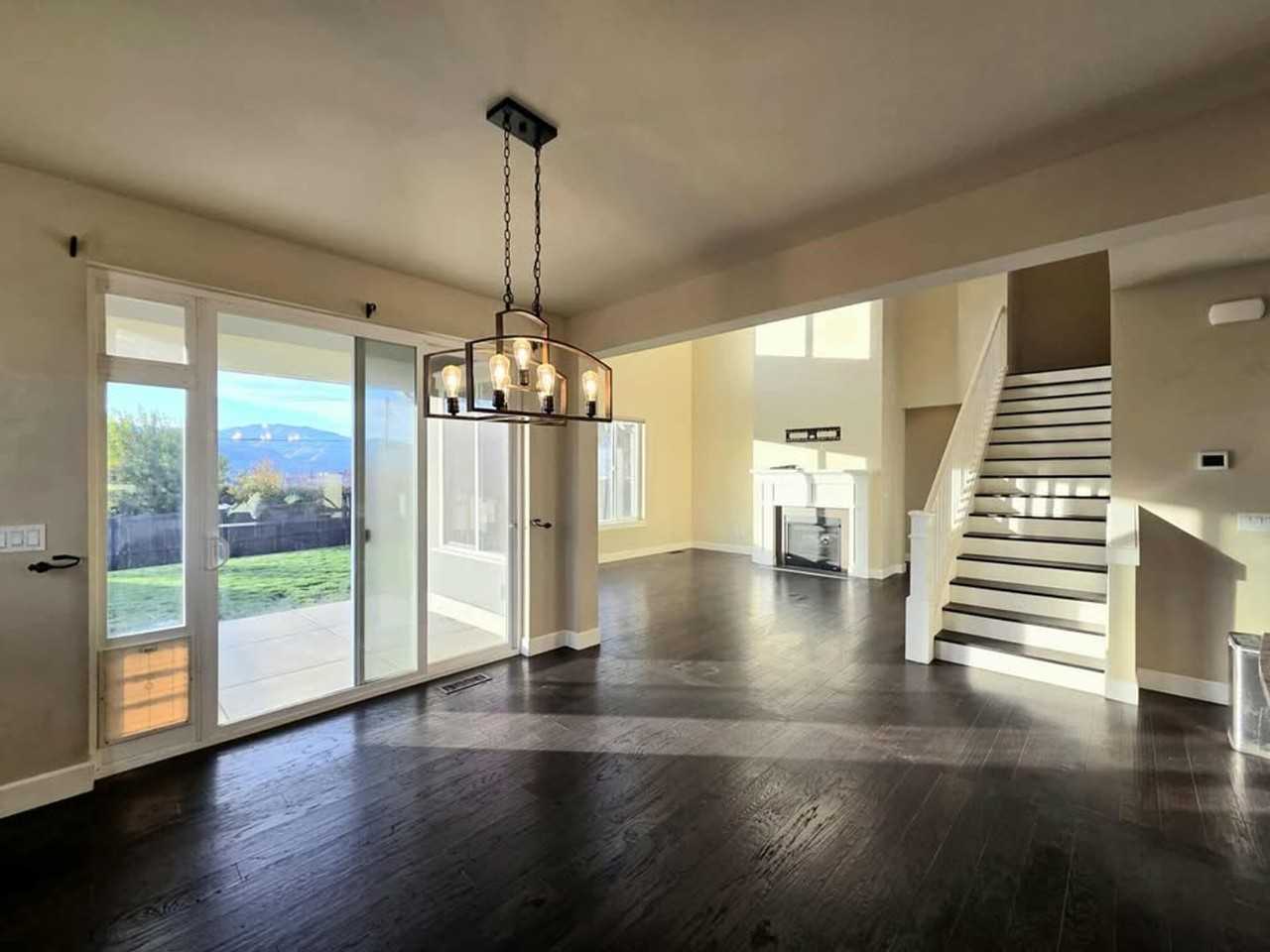 1744 S Blanchard Loop - Photo 7 of 47
