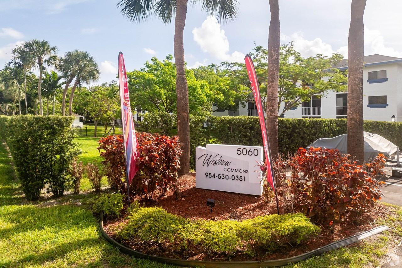 Westview Commons - Photo 3 of 18