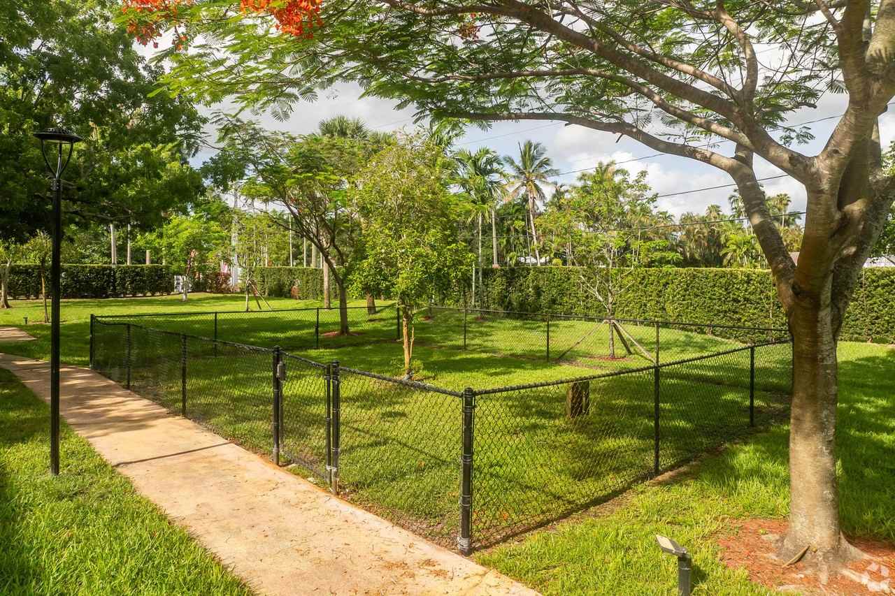 Westview Commons - Photo 5 of 18