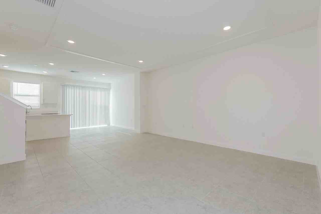 1475 Tristar Dr - Photo 6 of 42