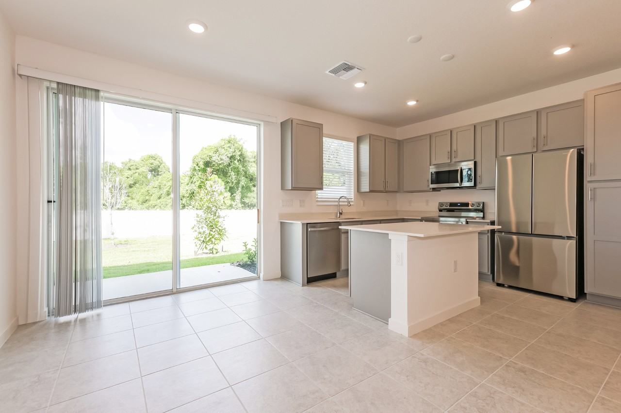 1471 Tristar Dr - Photo 6 of 42