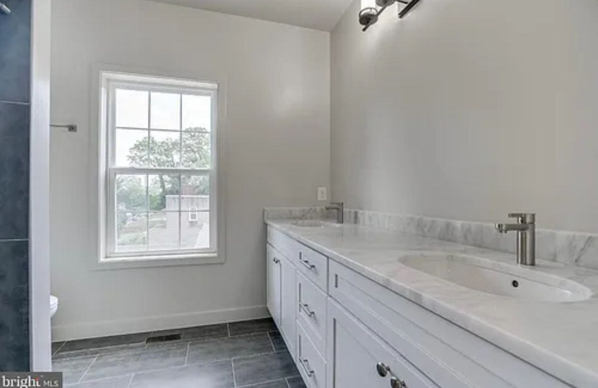 4417 Foote Street Northeast - Photo 7 of 17