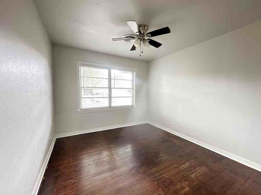 6419 Thrush Dr - Photo 5 of 5