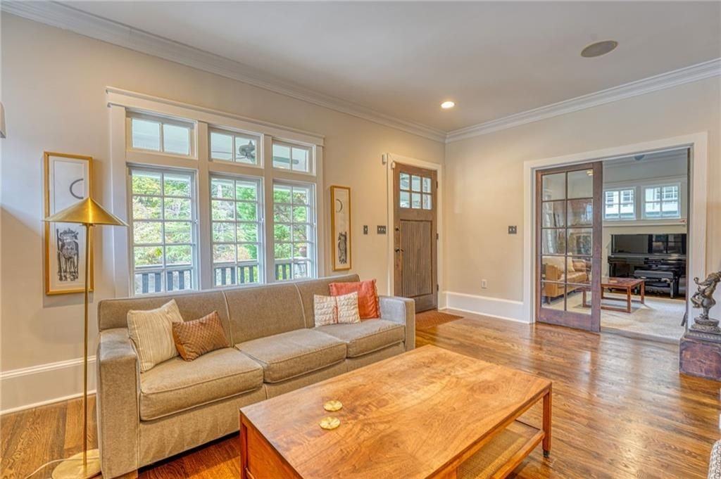 997 Blue Ridge Avenue Northeast - Photo 6 of 50