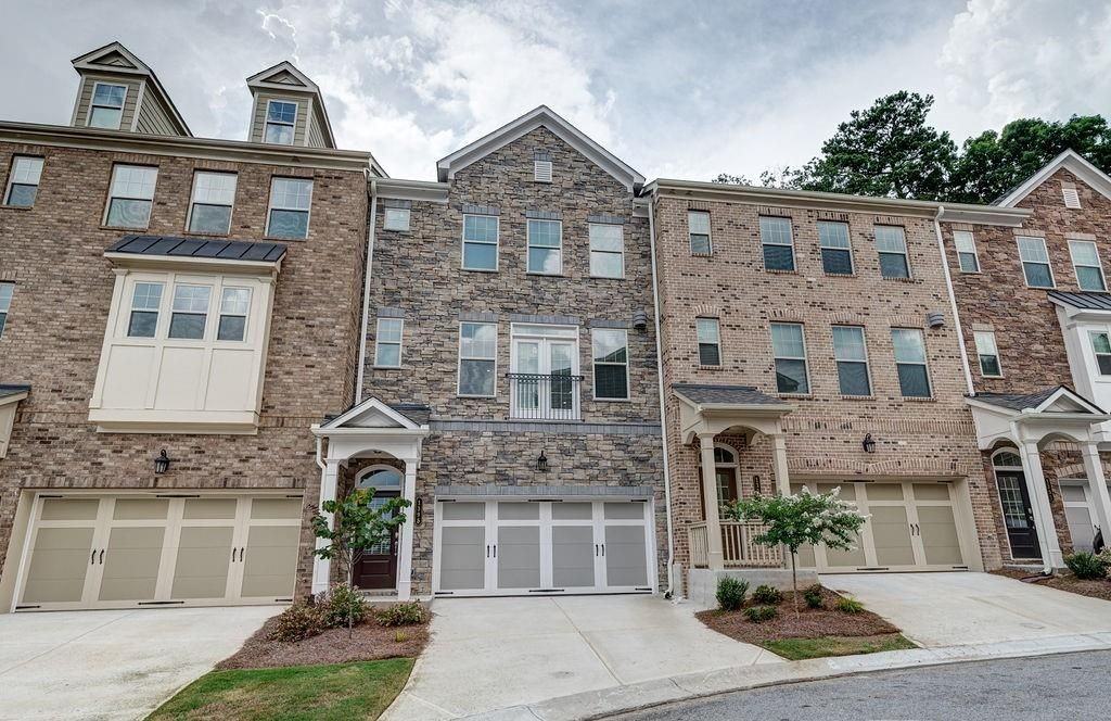 1395 Harris Way South