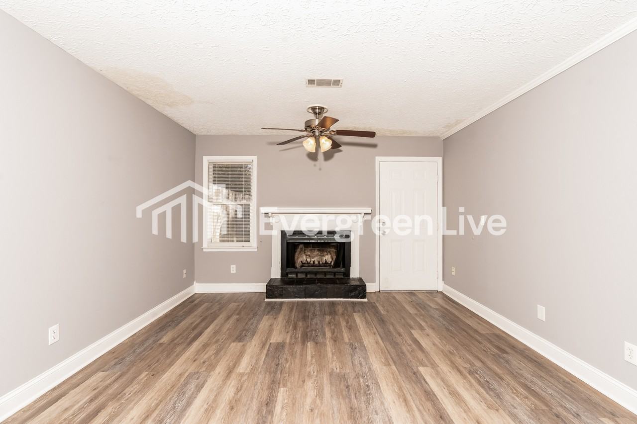 118 Wingate Circle - Photo 4 of 15