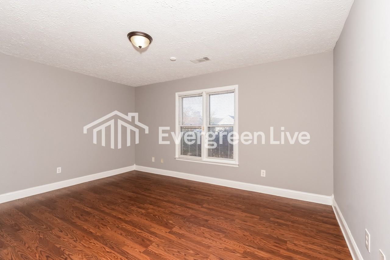 118 Wingate Circle - Photo 5 of 15