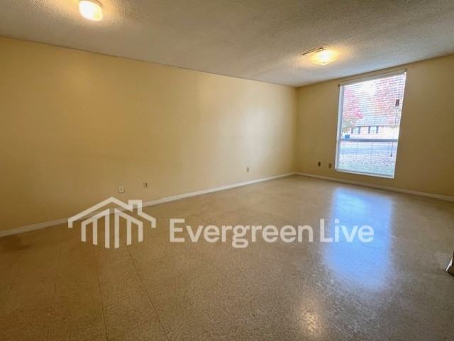 107 Aleron Ct - Photo 4 of 17