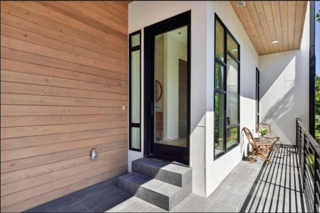 536 Highland Avenue Northeast ##B - Photo 4 of 50