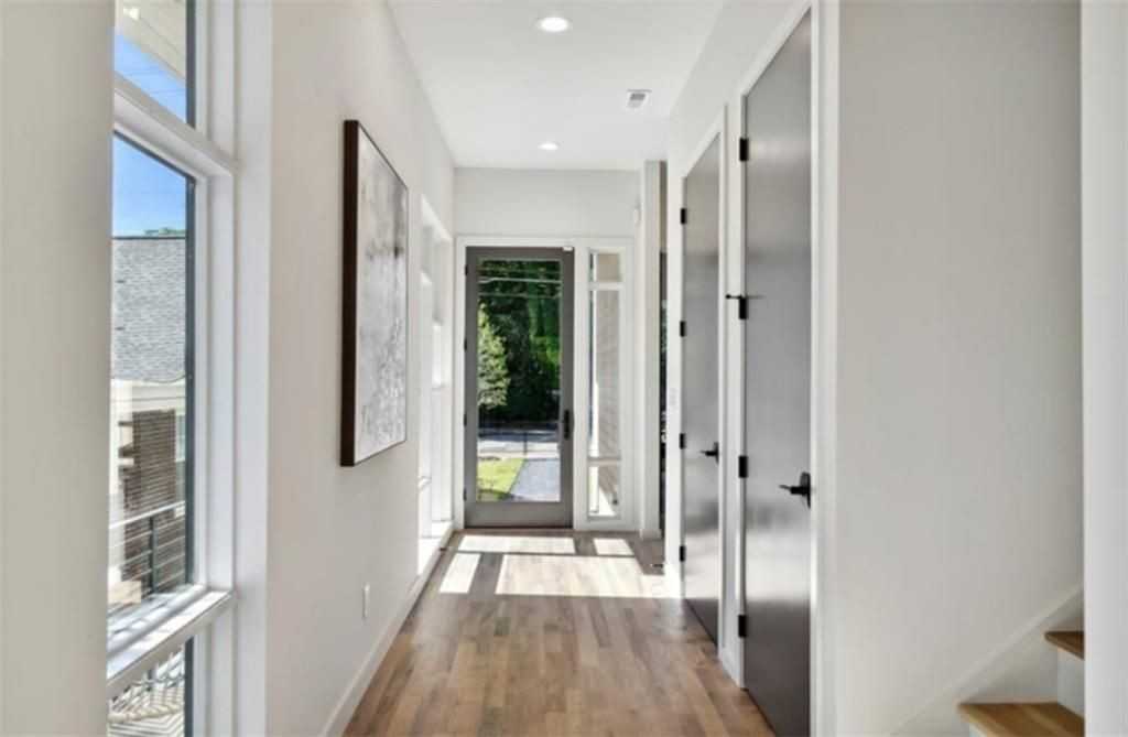 536 Highland Avenue Northeast ##B - Photo 6 of 50