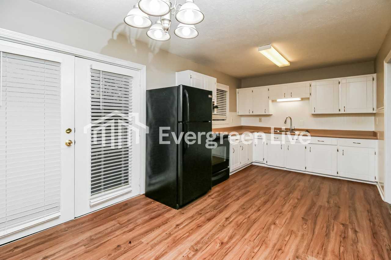 4635 Richard Rd - Photo 6 of 16