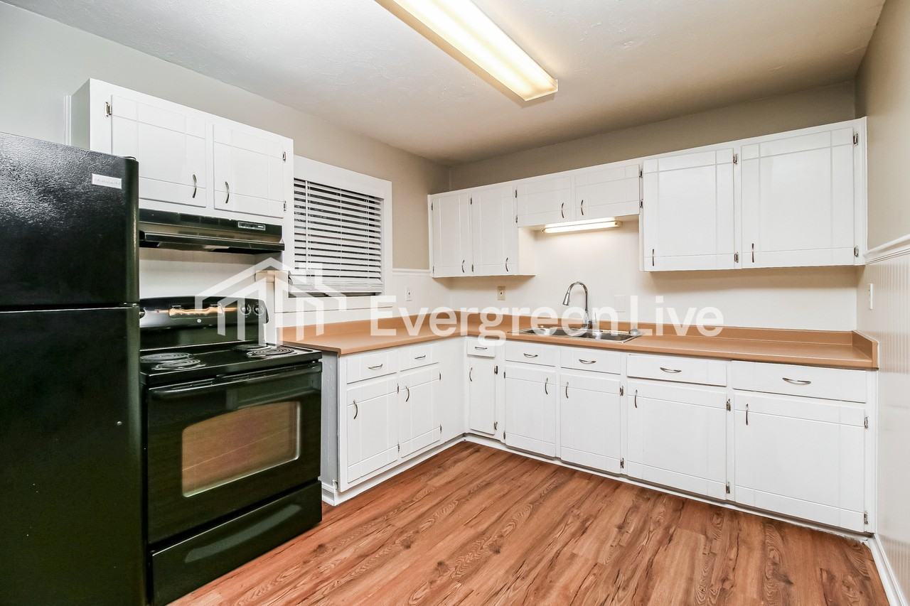 4635 Richard Rd - Photo 7 of 16