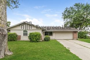 5862 Brandt Pike - Photo 1 of 1