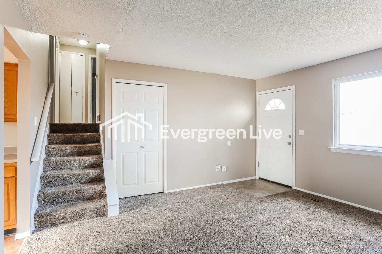 5427 Carbondale Dr - Photo 6 of 16