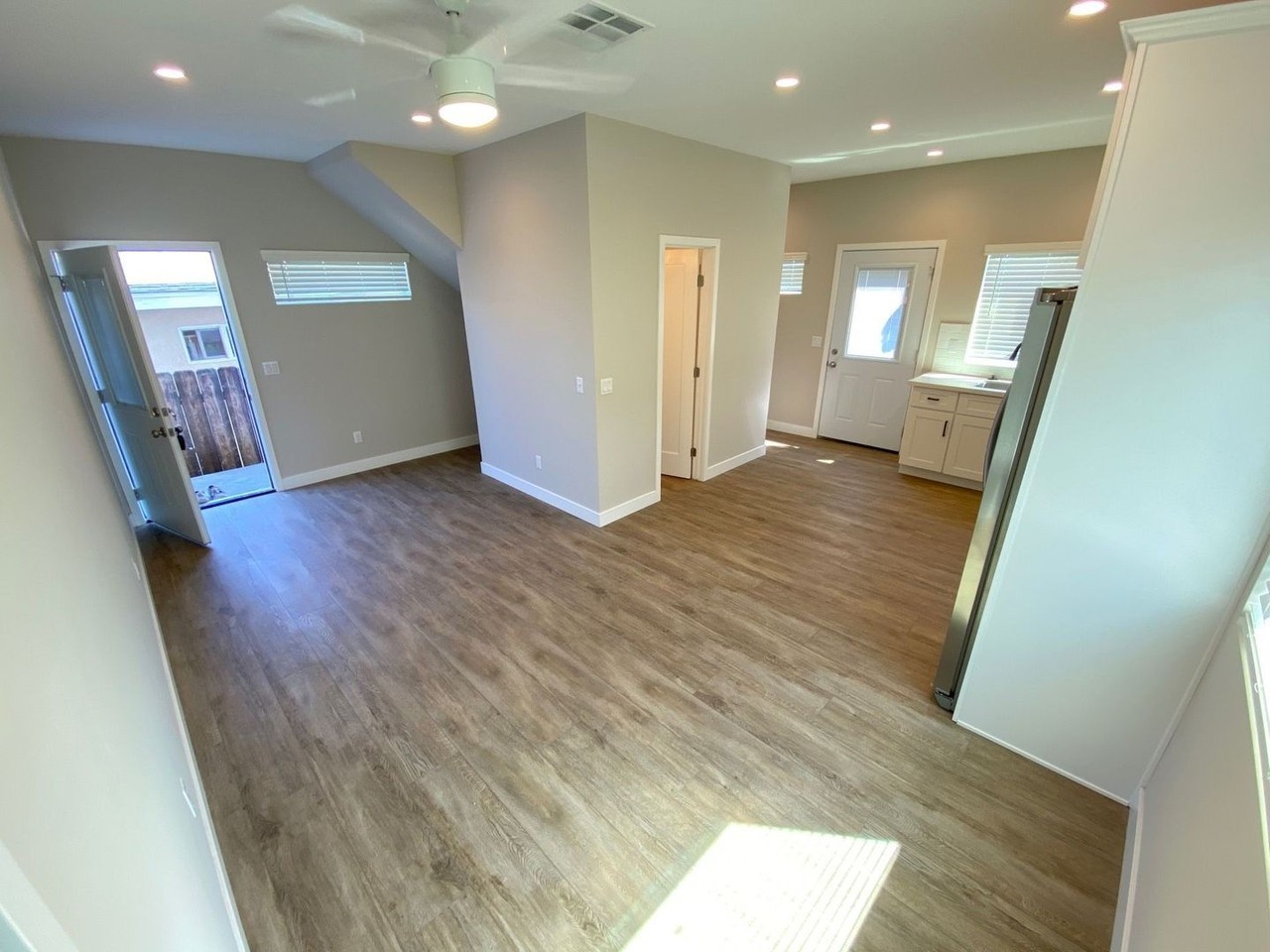 5415 Brockbank Pl - Photo 4 of 14