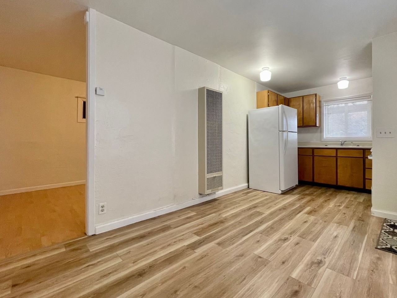 3410 N Pacific Hwy - Photo 5 of 21