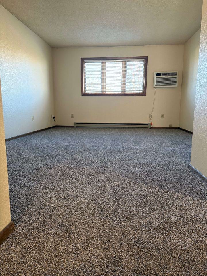 266 Westchester Sq N #A - Photo 2 of 5