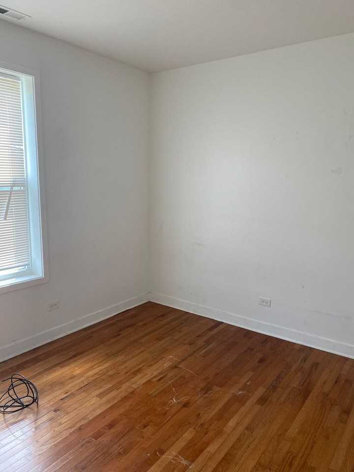 6402 6402 S eberhart - 2S #2S - Photo 5 of 6