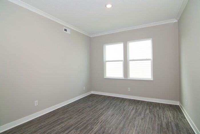 20072 Fenside Xing - Photo 2 of 30