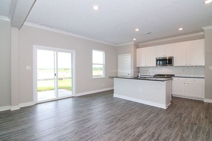 20072 Fenside Xing - Photo 4 of 30