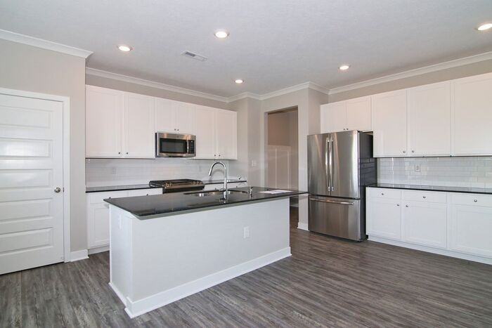 20072 Fenside Xing - Photo 5 of 30