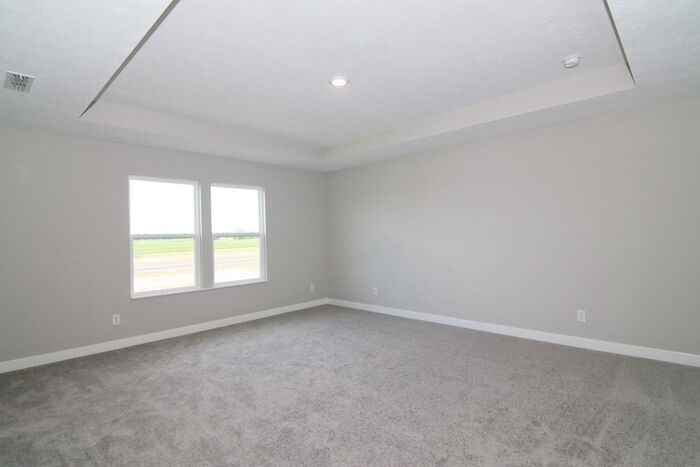 20072 Fenside Xing - Photo 7 of 30