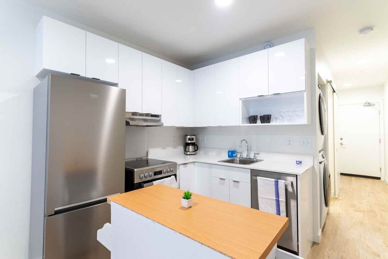 Welcome to Harborside Flats - Photo 7 of 33