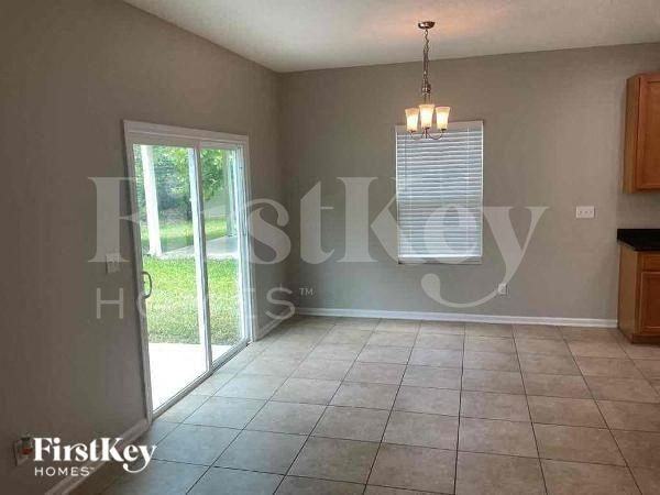 12472 Itani Way - Photo 3 of 10