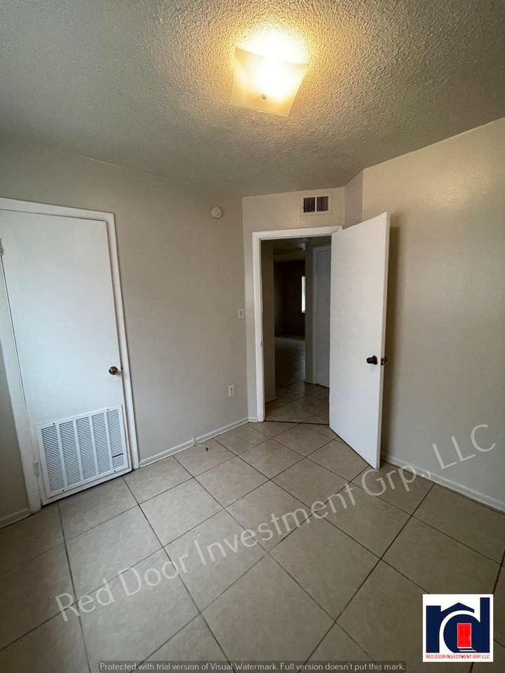 800 N Hastings St - Photo 7 of 18