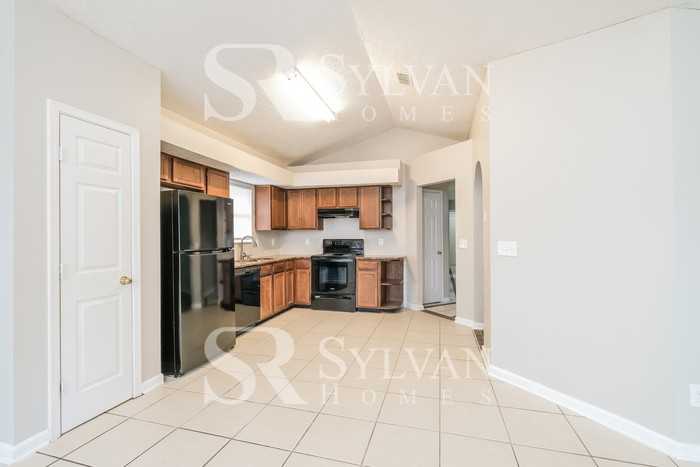 12366 Clear Lagoon Trl - Photo 6 of 16