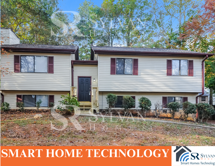 4391 Sandy Plains Rd - Photo 2 of 17