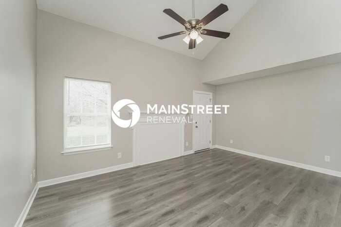 524 Lightspun Ln - Photo 4 of 17