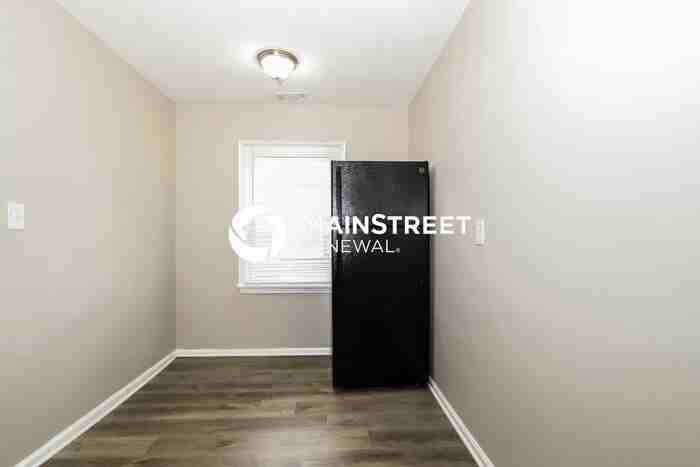 3613 Penway Avenue - Photo 7 of 16