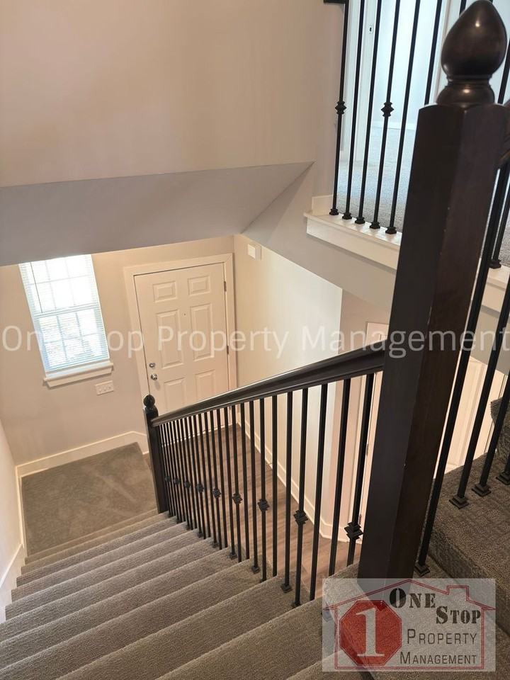 334 North 6th Terrace - Photo 3 of 18