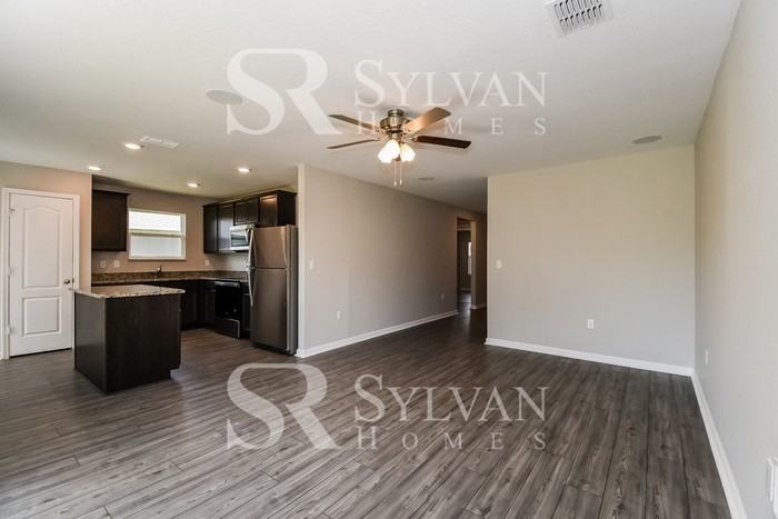 5967 Crosby Lake Way E - Photo 3 of 15