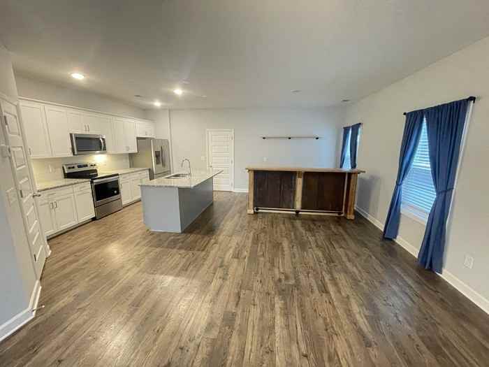 2008 French Bayou Ln - Photo 3 of 24