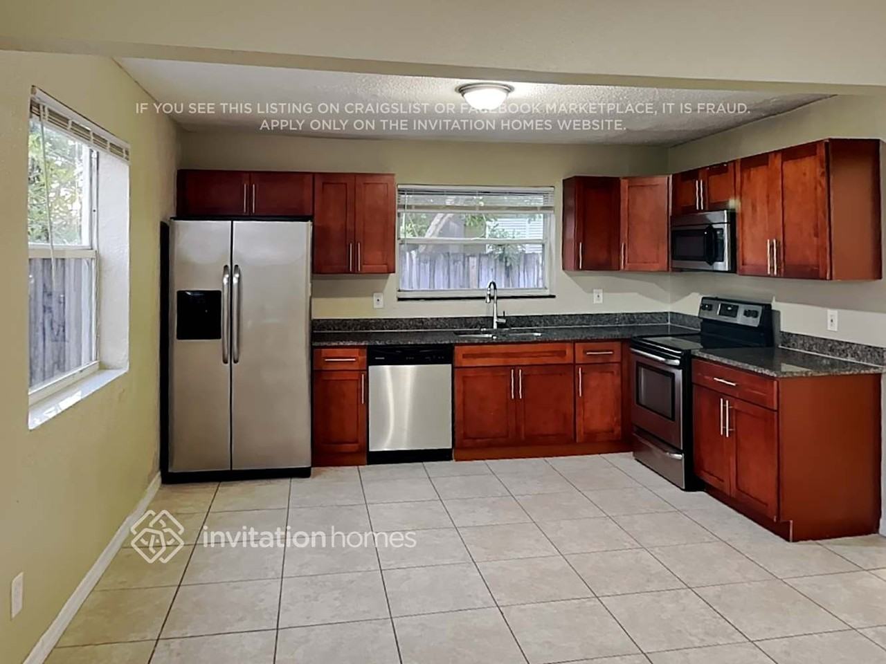 7560 Pierce Street - Photo 6 of 19