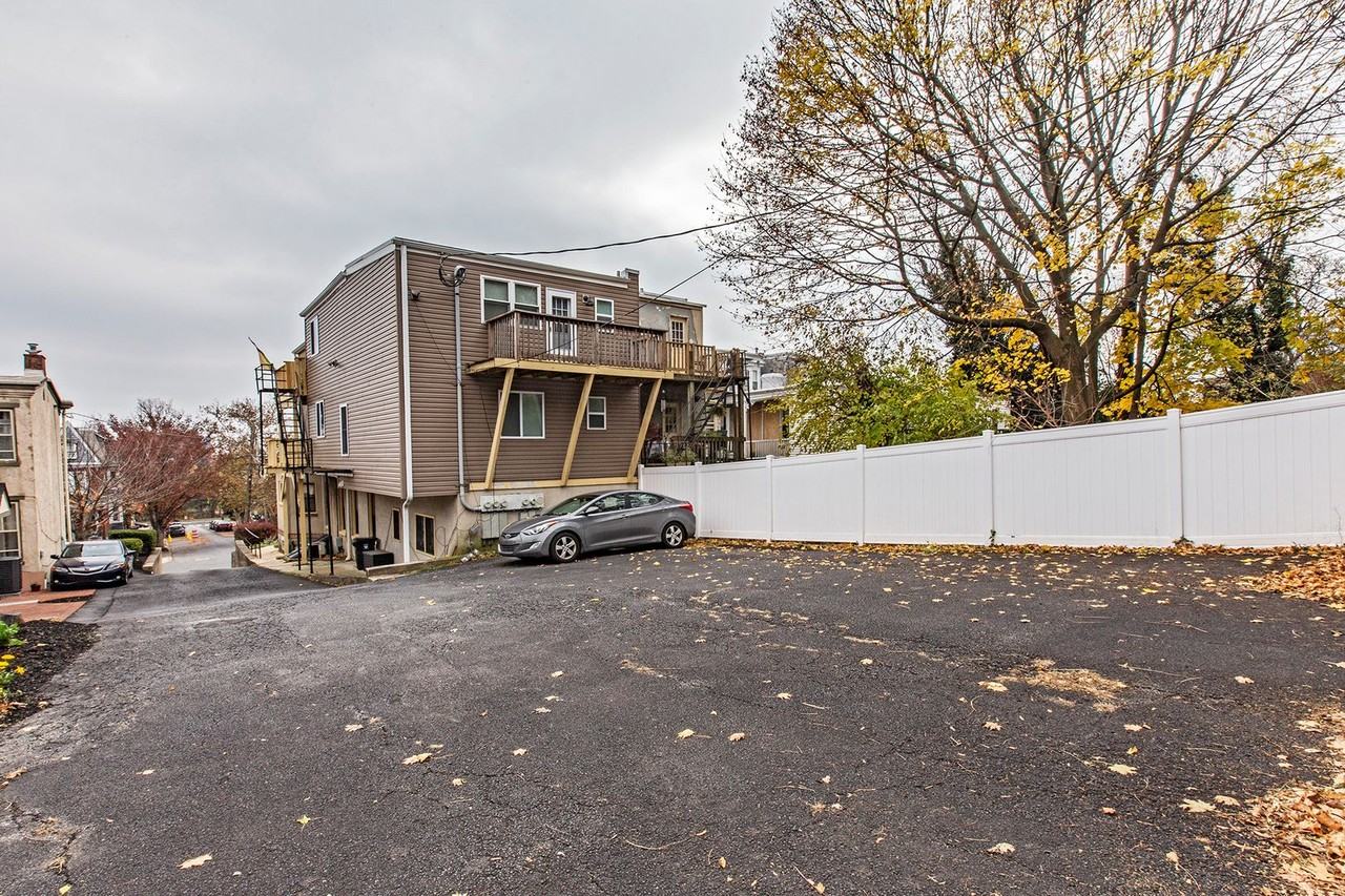 811 North Van Buren Street #1 - Photo 2 of 13