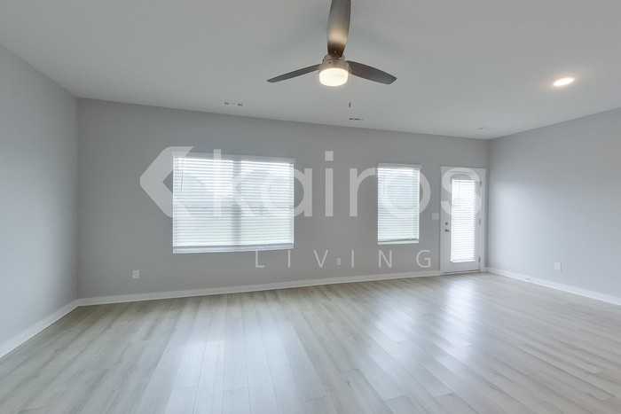 6405 Upchurch Dr Nw - Photo 4 of 26