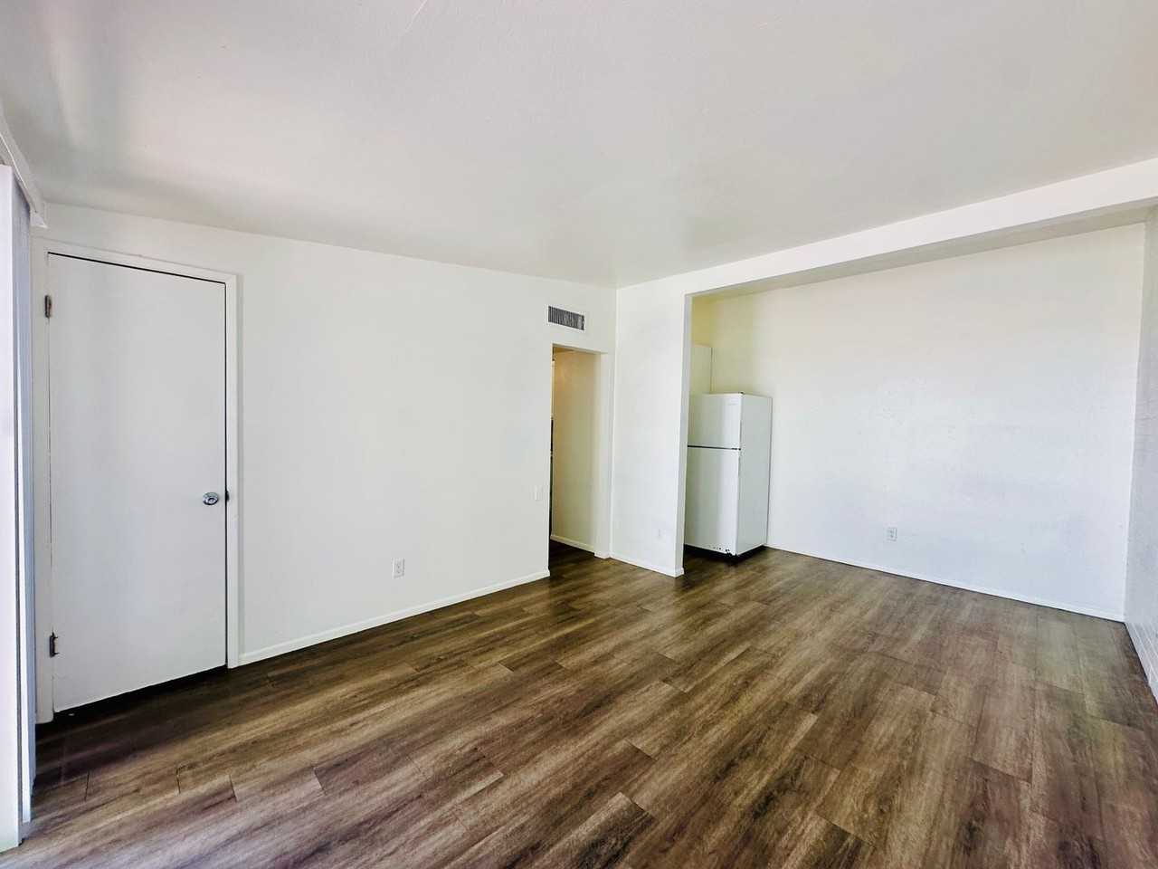 Welcome to The Commons at 114 Laguna! - Photo 5 of 24