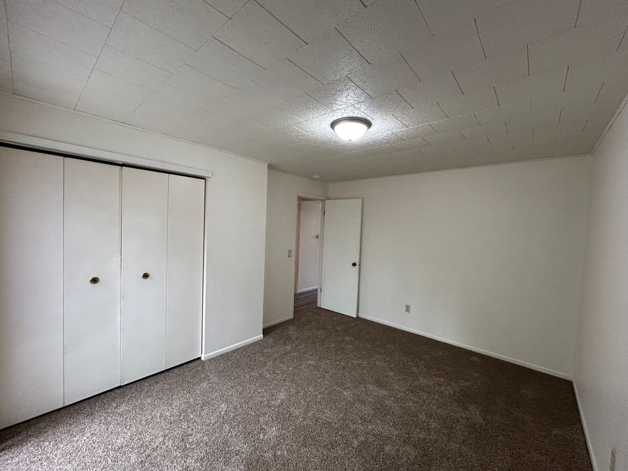 Beloit Robinson Apartments LLC - Photo 6 of 17