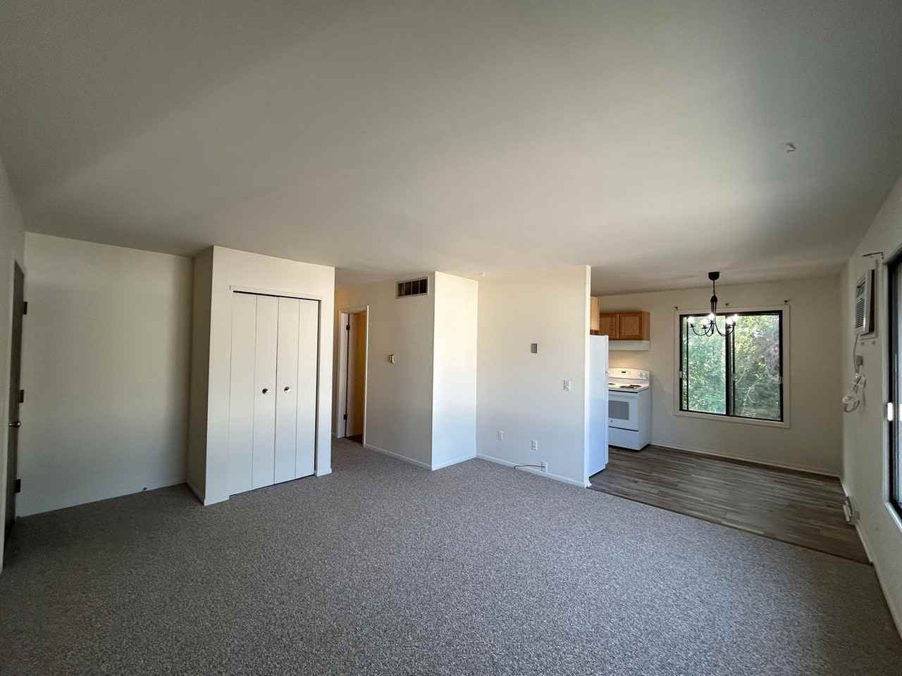 Beloit Robinson Apartments LLC - Photo 2 of 21